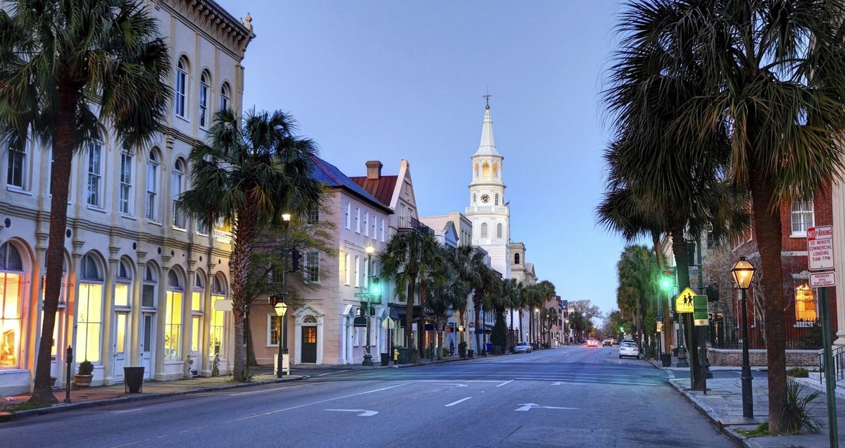 Charleston Local Restaurant Recommendations For Authentic Lowcountry Dining