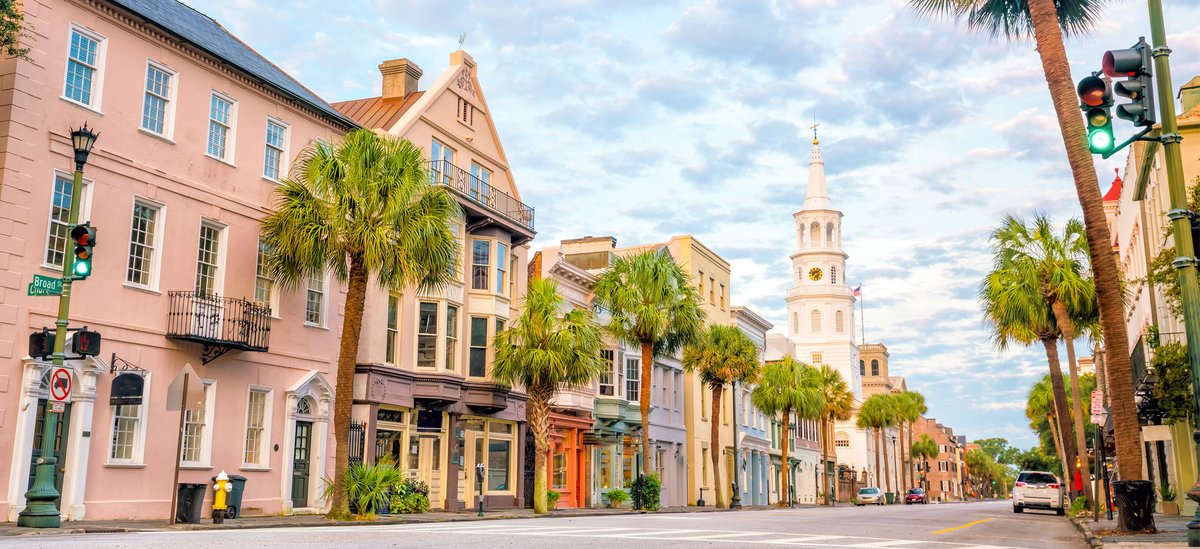 Charlestons Local Favorites & Hidden Gems Beyond the Usual Tourist Trail